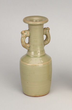 Longquan ware (Red stoneware with celadon glaze)