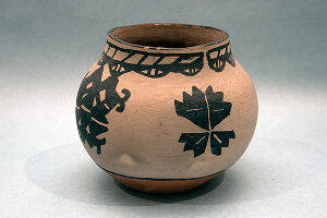 black sinach paint on clay